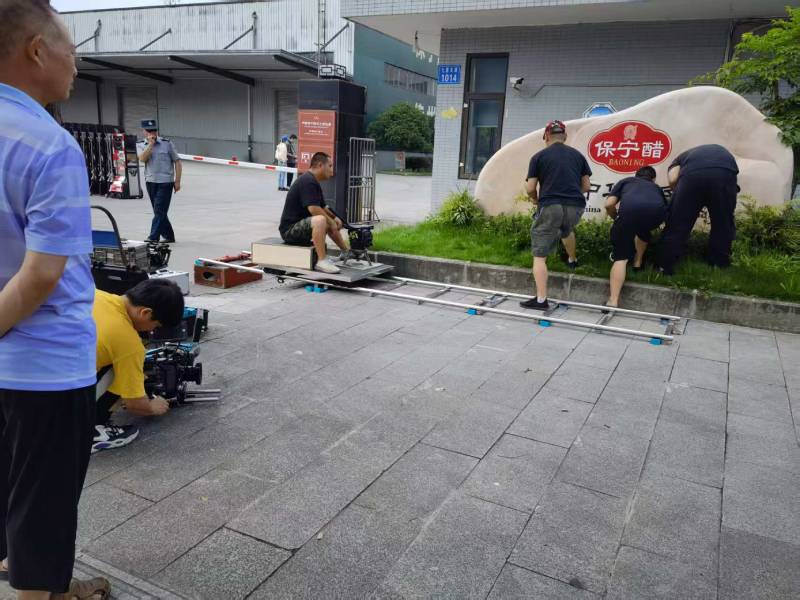 青海广告片拍摄公司核心优势：全流程服务，让品牌广告片省心更出彩